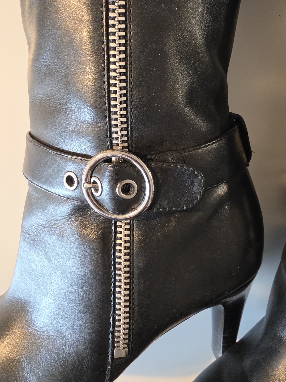 Ecco Black Leather Mid-Calf Heeled Boots with Decorative Buckles - Picture 5 of 7